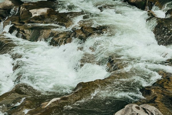 What Are the Best UK Train Journeys for Scenic Views?