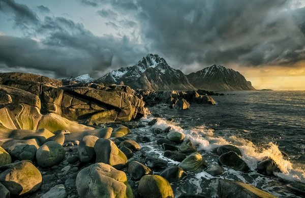 Why Shouldn't You Travel to the United Kingdom?